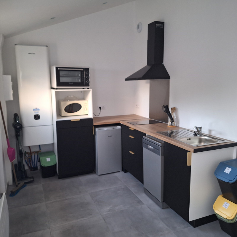 426_TRAVAUX_INTERIEURS_ET_AMENAGEMENT_GARAGE_EN_STUDIO