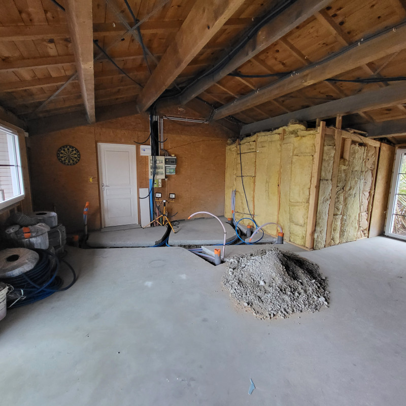 453_AMENAGEMENT_D_UN_GARAGE_EN_STUDIO